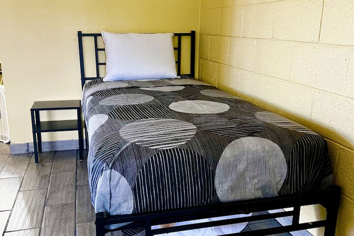 Room 21 of 39