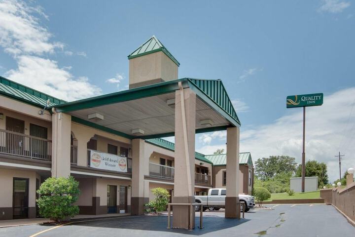 Hotel 47 of 47