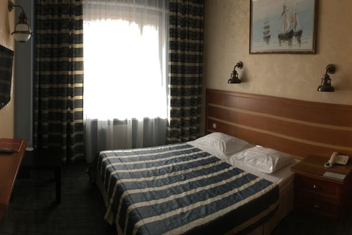 Room 5 of 75