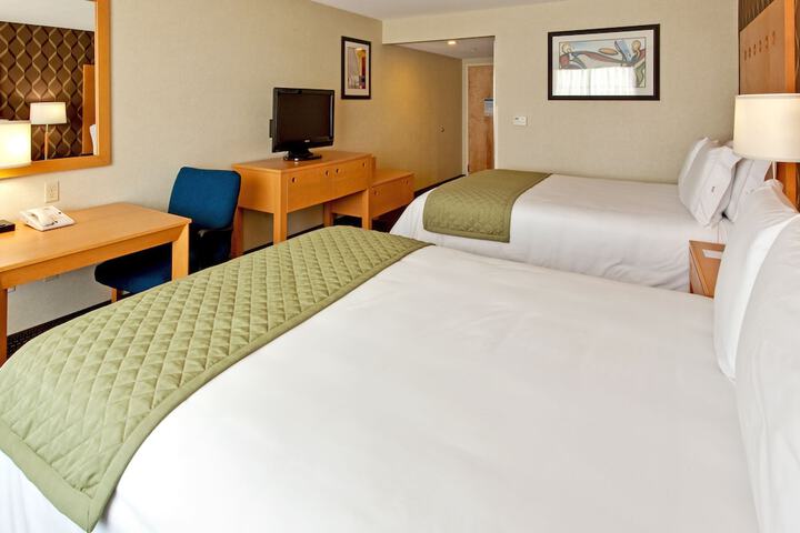 Room 2 of 50