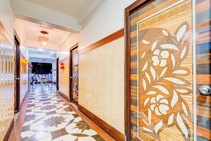 Hotel Interior 6 of 35