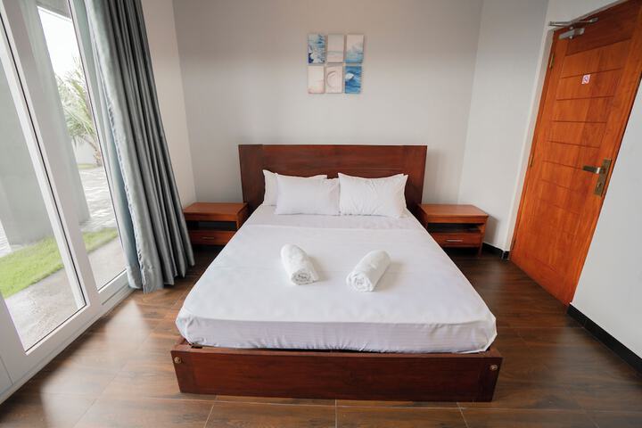 Room 8 of 52