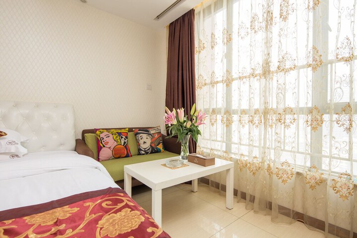 Room 26 of 70