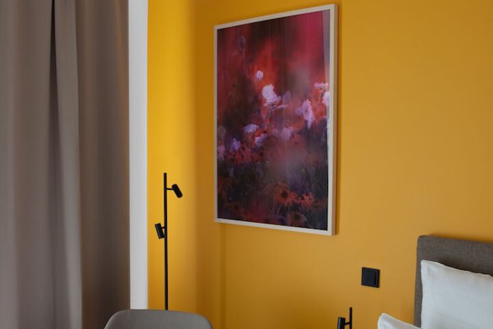 Room 33 of 70