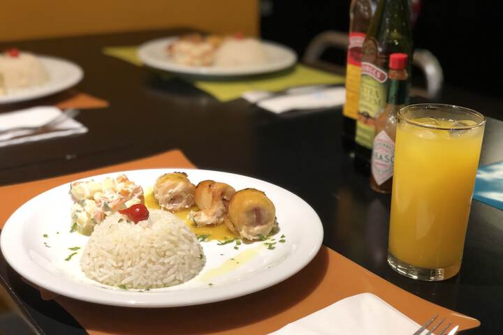 Dining 58 of 102