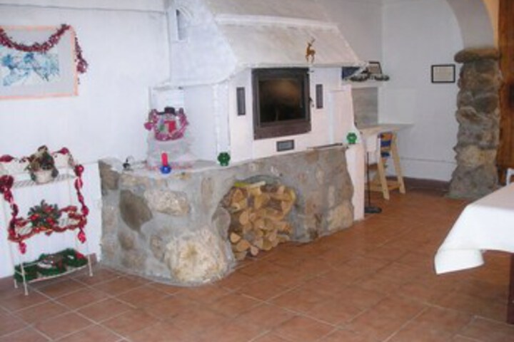 Hotel Interior 11 of 28