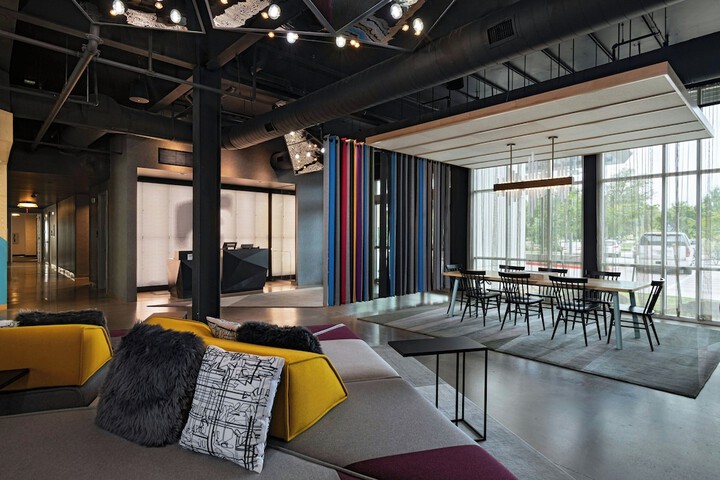 Hotel Interior 4 of 41