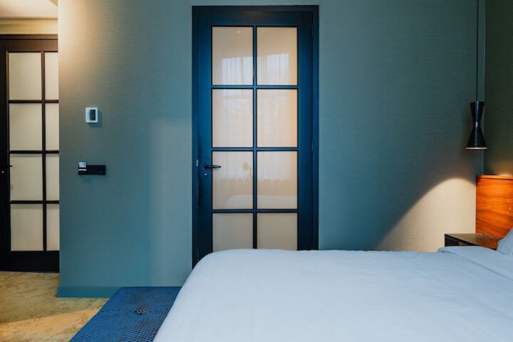 Room 23 of 264