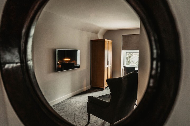 Room 16 of 52