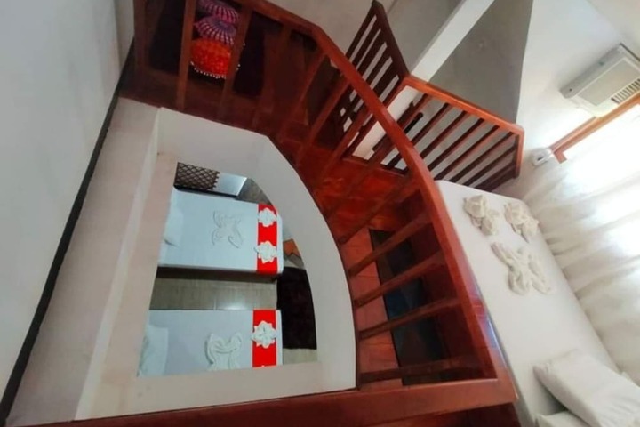 Room 18 of 85