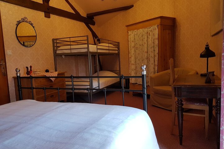 Room 16 of 23