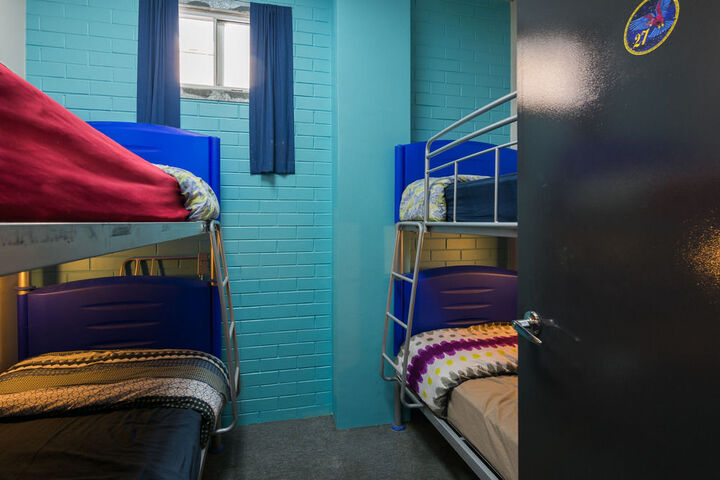 Room 4 of 15