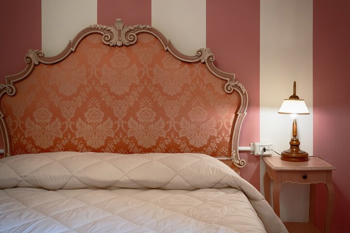 Room 21 of 47