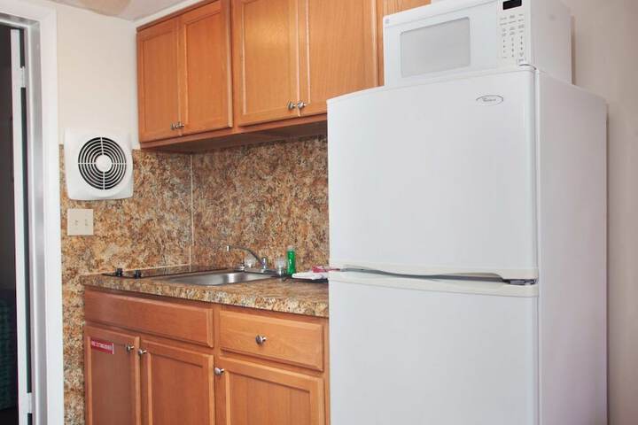 Private kitchenette