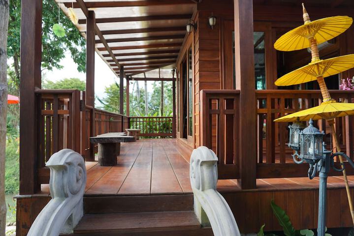 Terrace/Patio 39 of 102