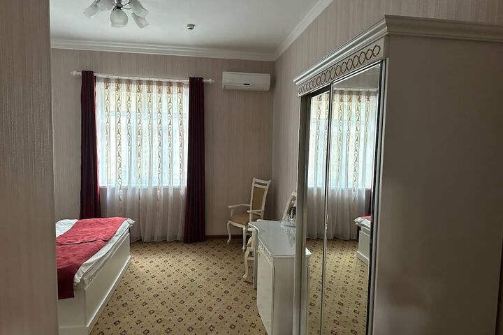 Room 24 of 41