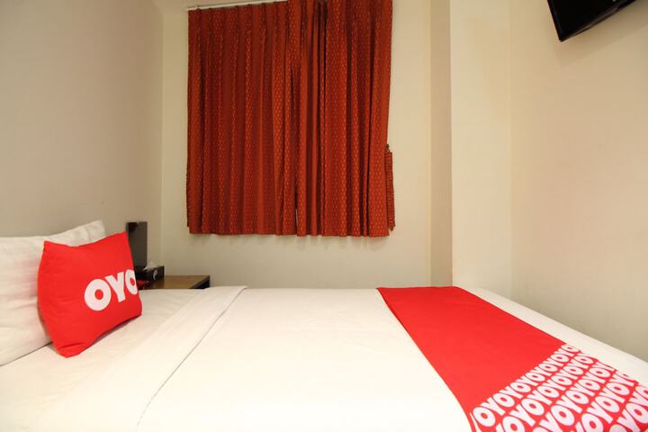 Room 15 of 37