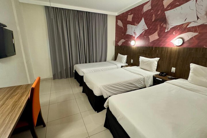 Room 7 of 50