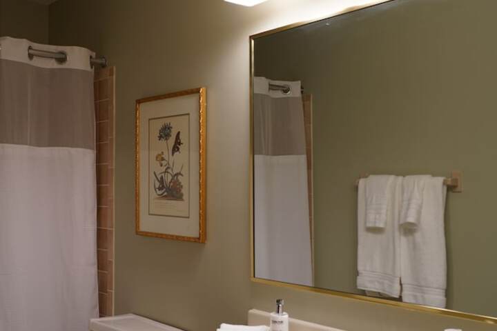 Room 16 of 20