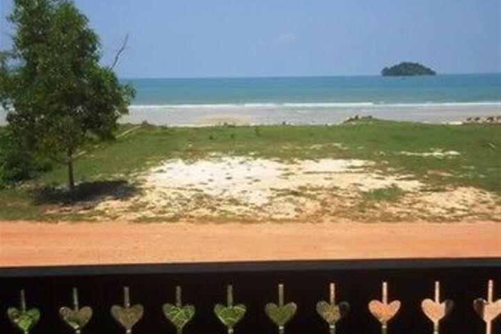 Beach 5 of 19