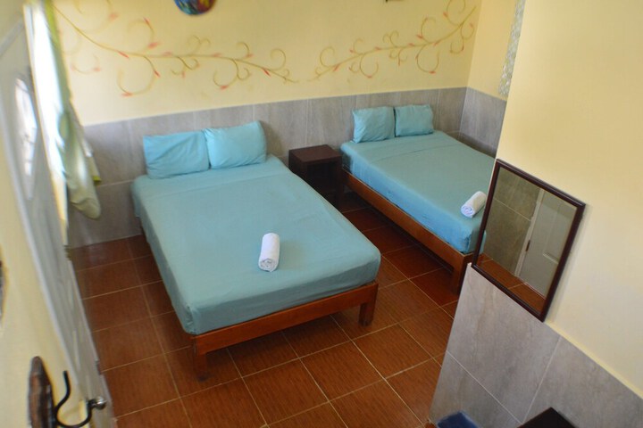 Room 14 of 50