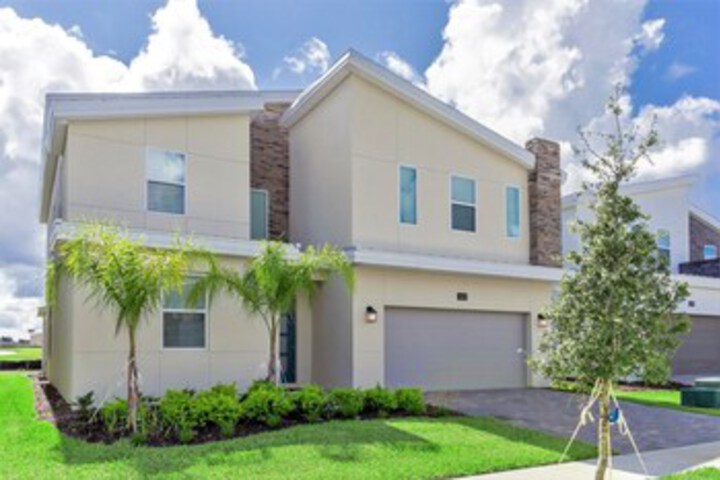 661pbeach Amazing Champions Gate 9 Bedroom 5 Bed in Kissimmee, FL