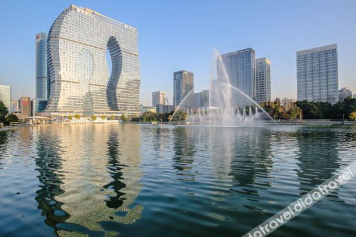 Chichi Lingjun Apartment Hotel