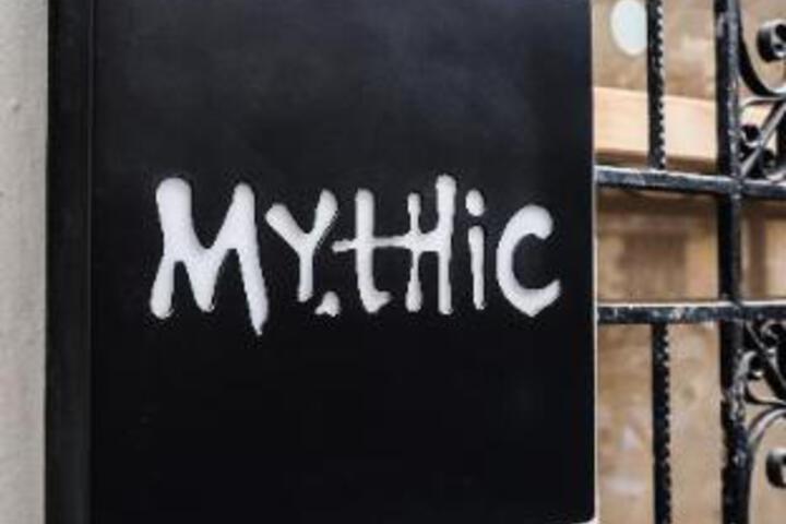 Mythic Valencia
