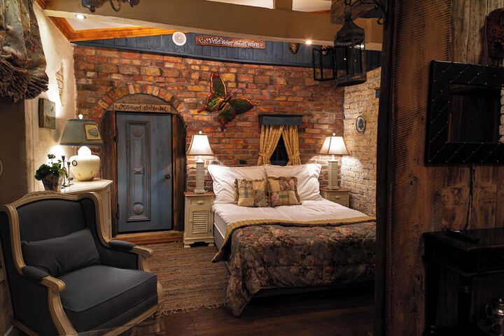 Room 29 of 71