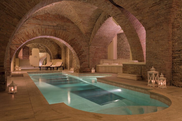 Pool 34 of 45