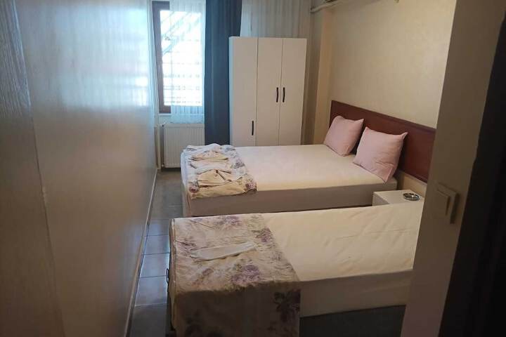 Room 28 of 42