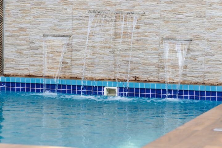 Pool 18 of 24