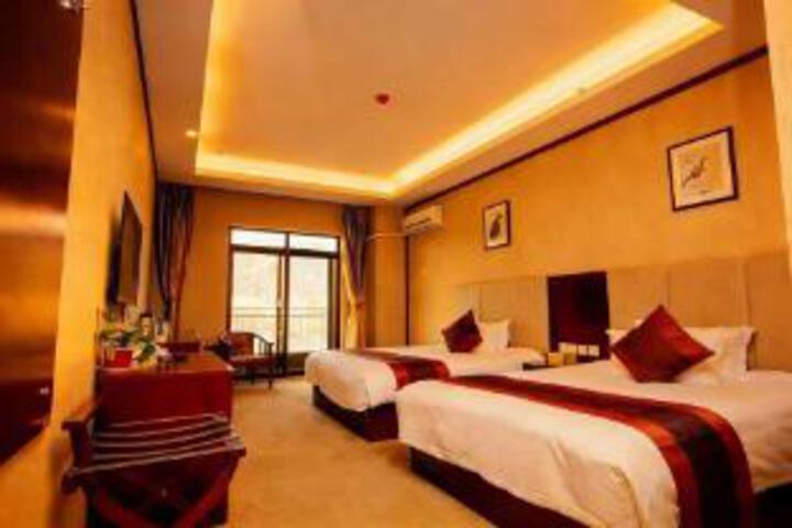 Room 10 of 10