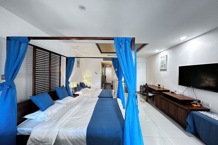 Room 54 of 178