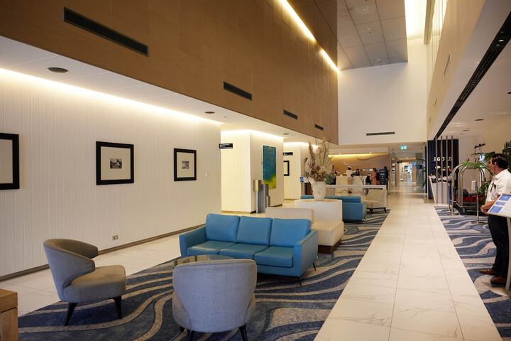 Hotel Lobby