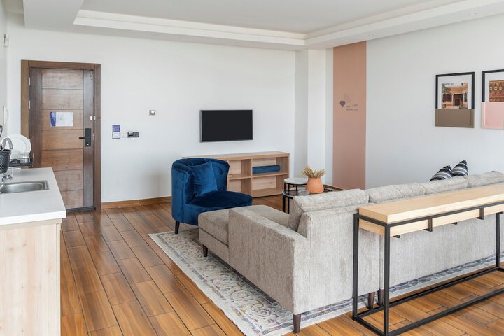 Room 21 of 43