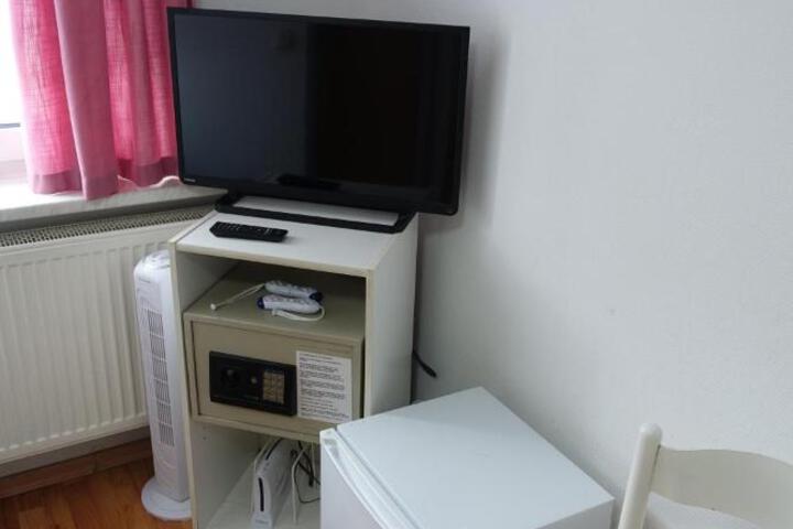 Photo 25