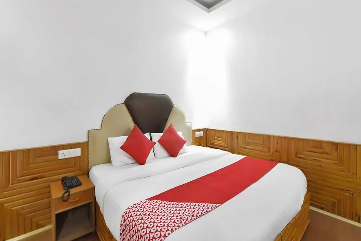 Room 3 of 14