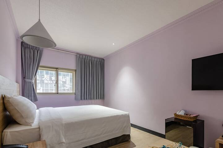 Room 12 of 88