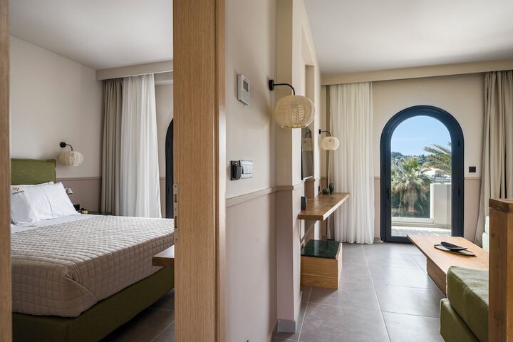 Room 3 of 50