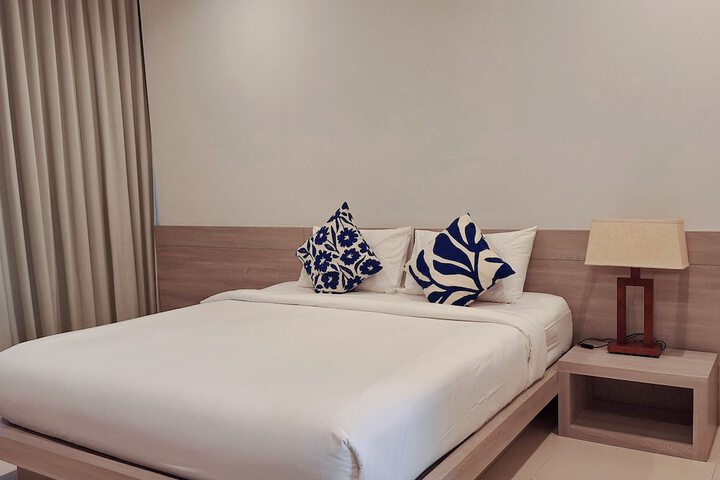 Room 30 of 175
