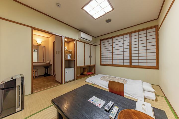 Room 38 of 106