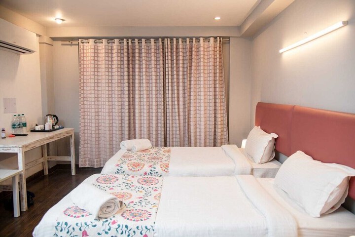 Room 11 of 41