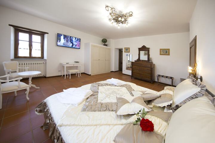 Room 3 of 5