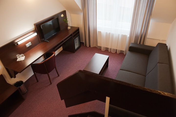 Room 40 of 113