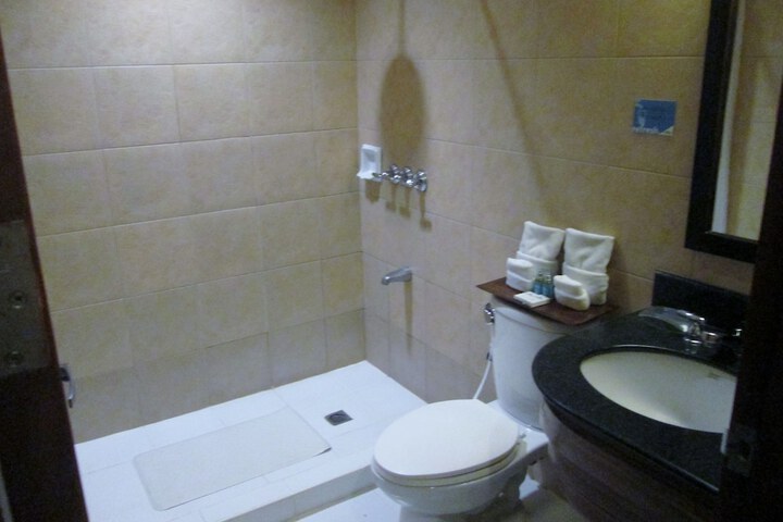 Room 40 of 96