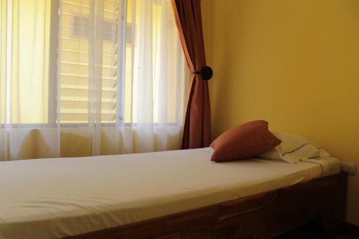 Room 4 of 14