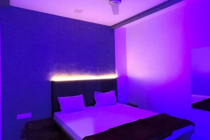 Room 3 of 14
