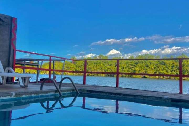 Pool 44 of 72