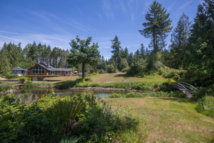 Property Grounds 53 of 58